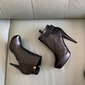 Nina Ricci Hidden Platform Ankle Stiefel Heels Booties